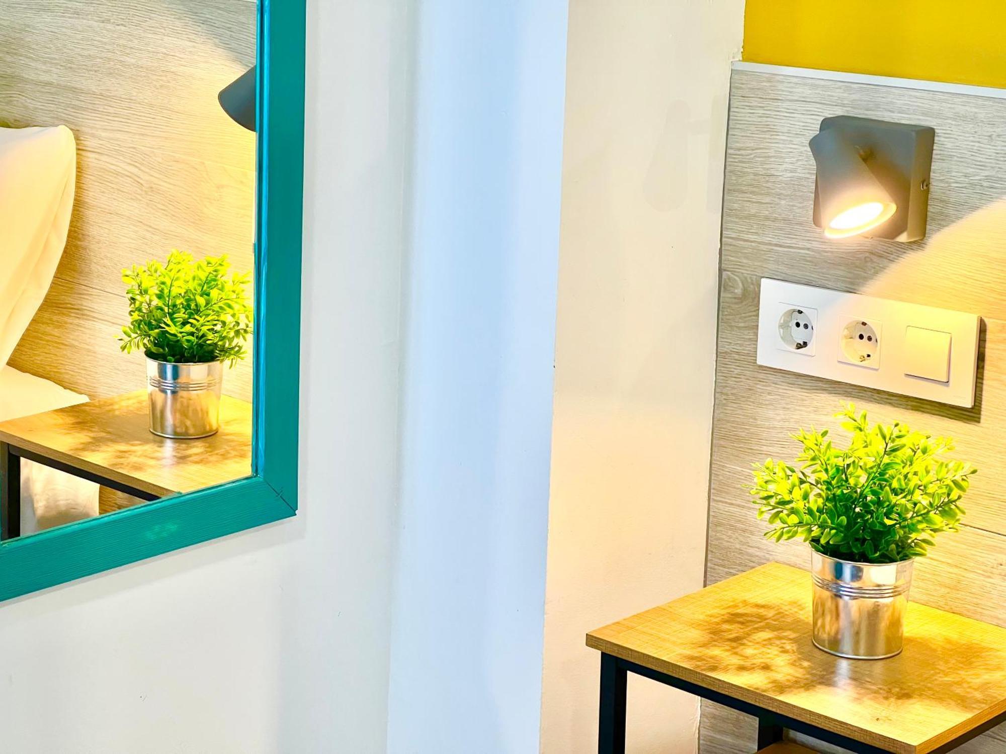 Dori Rooms Hostal タリファ エクステリア 写真