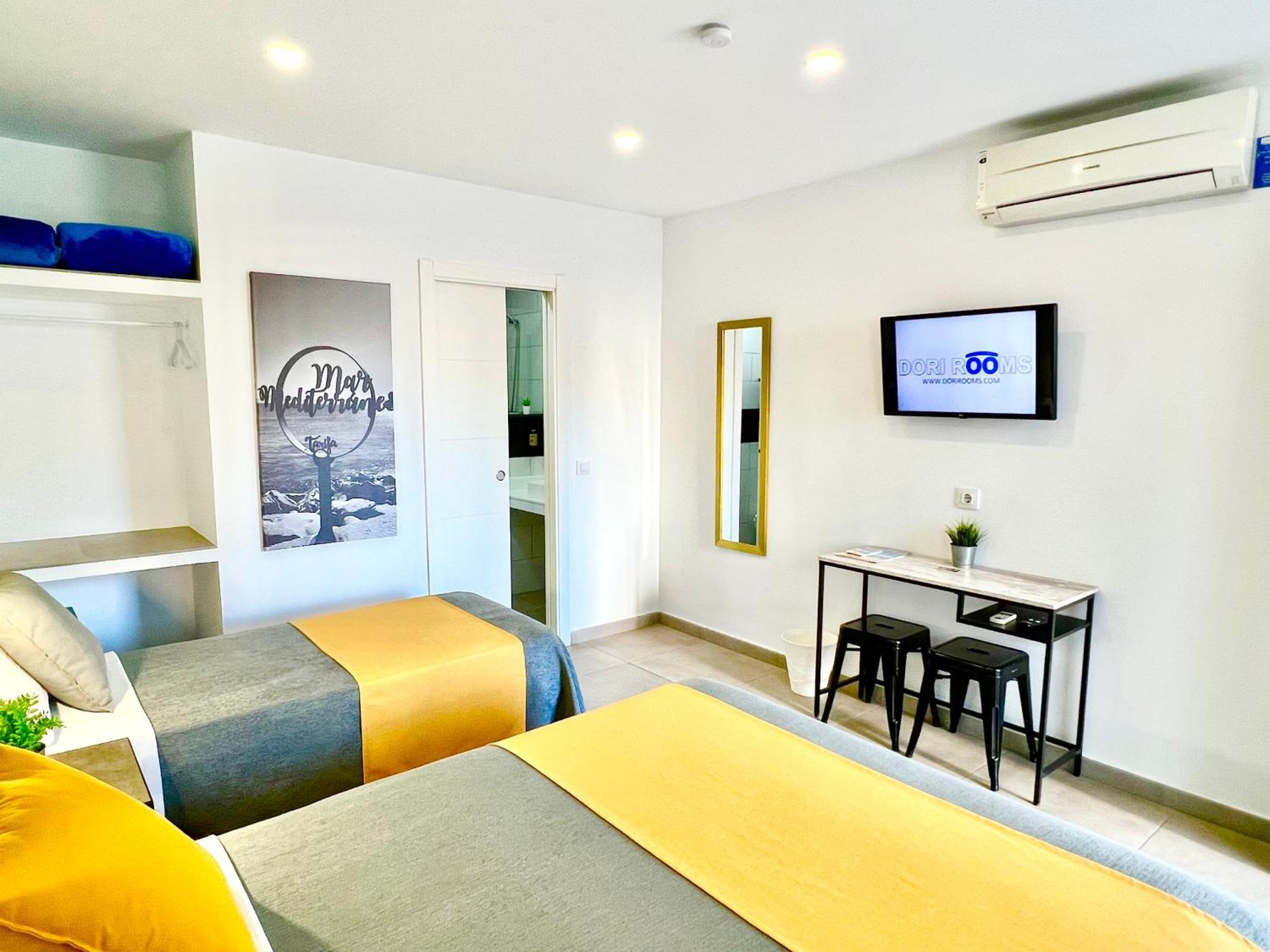 Dori Rooms Hostal タリファ エクステリア 写真